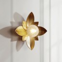 Loft Industry Modern - Gold Flower Wall